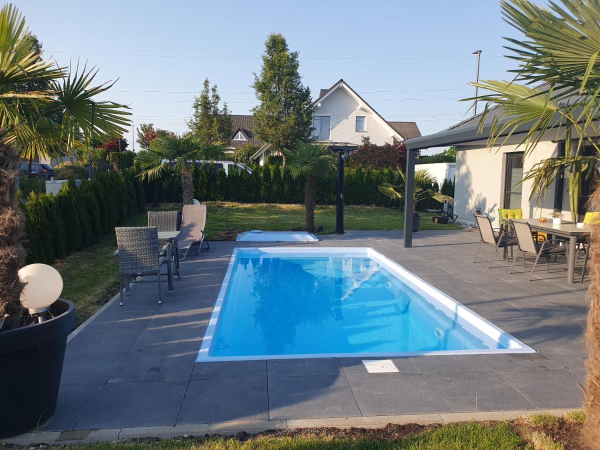 Grosszuegige Unterkunft Mit Terrasse Oberbrechen Zewnętrze zdjęcie