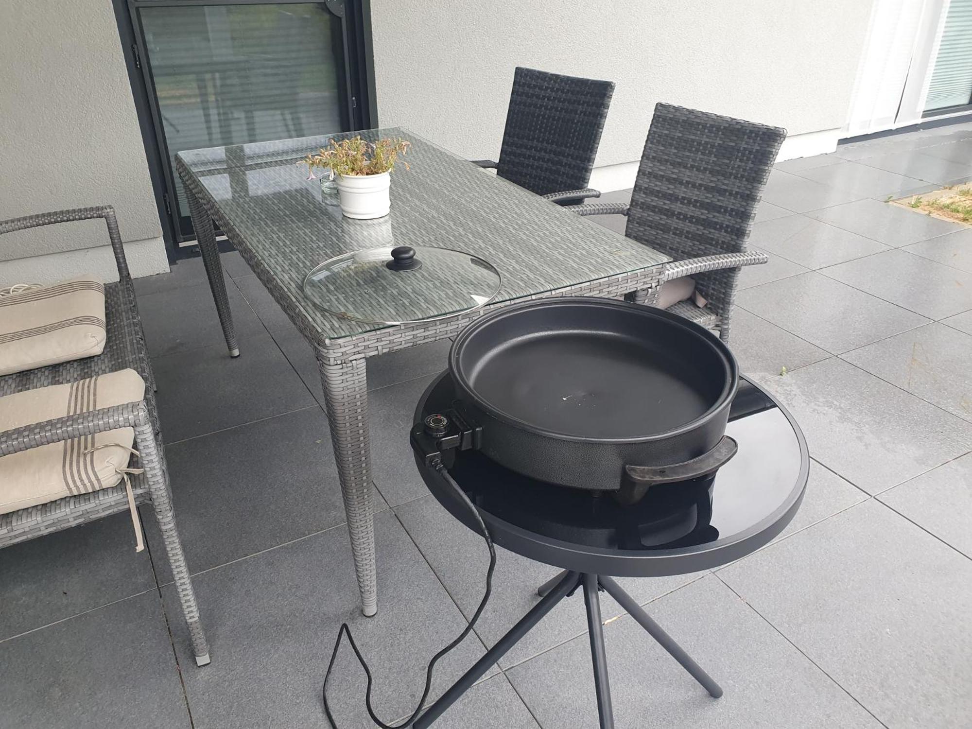Grosszuegige Unterkunft Mit Terrasse Oberbrechen Zewnętrze zdjęcie